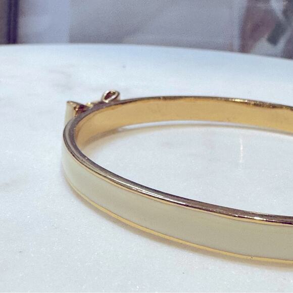 Kate Spade - "Take A Bow" Cream Enameled Bangle Bracelet - Picture 9 of 12